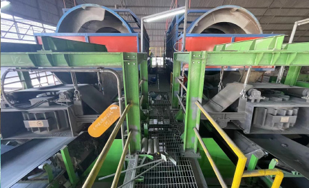懸掛式除鐵器 自動卸鐵設備 化工行業(yè)適用 
節(jié)能磁選機 自動磁選設備 防潮防腐
